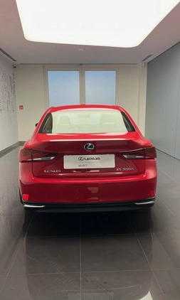 Lexus IS cena 109900 przebieg: 82170, rok produkcji 2016 z Zalewo małe 172